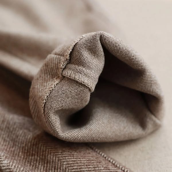Pantaloni in Tweed a Spina di Pesce