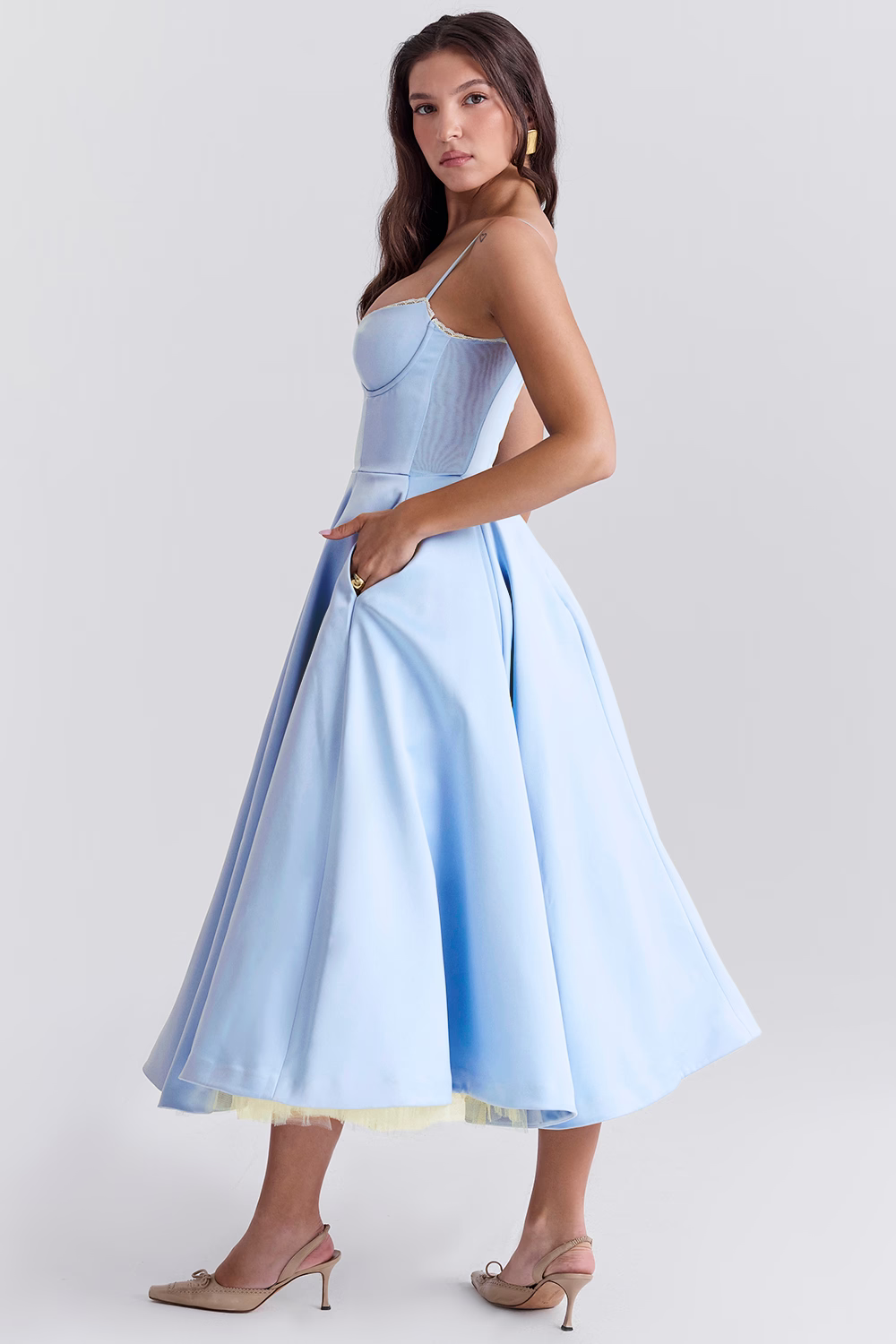 Abito Royale con Corsetto e Gonna in Tulle