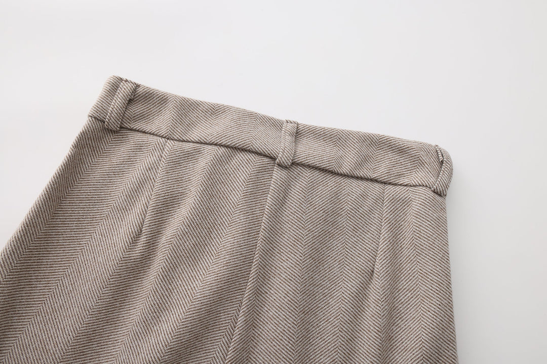 Pantaloni in Tweed a Spina di Pesce