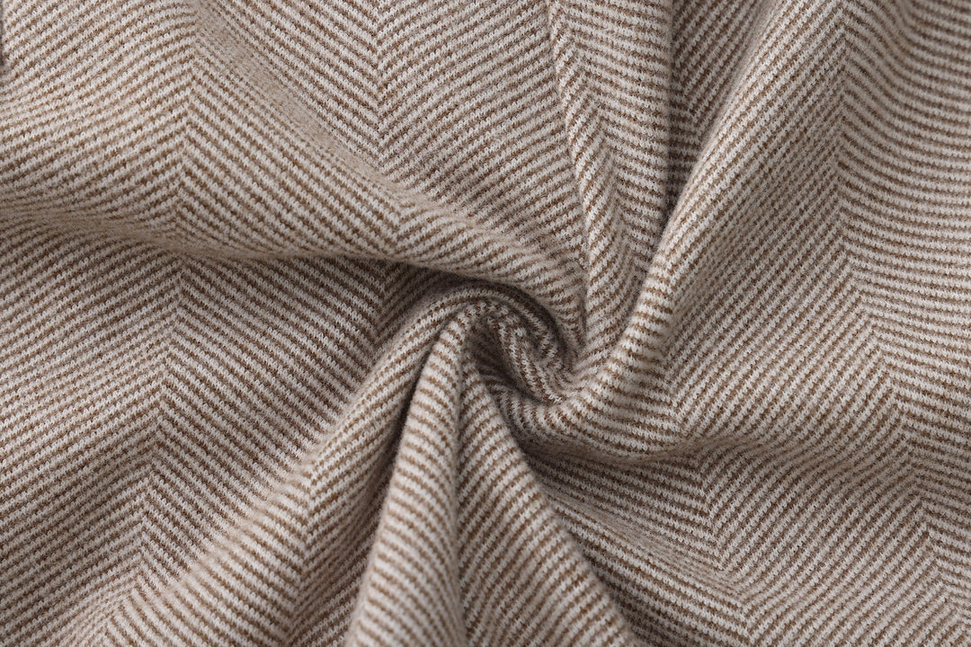 Pantaloni in Tweed a Spina di Pesce