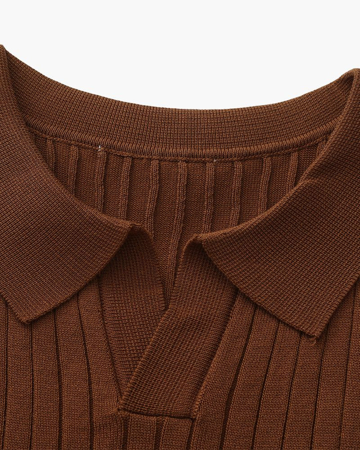 Polo a Maglia a Costine con Scollo Aperto