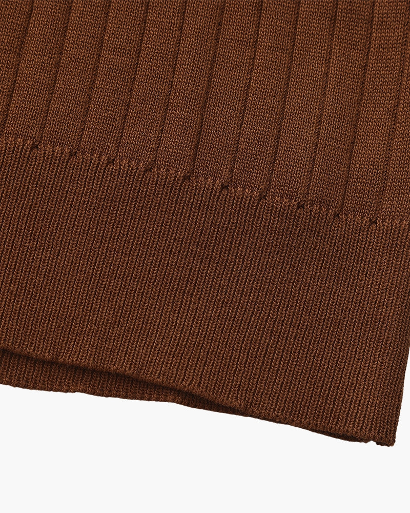 Polo a Maglia a Costine con Scollo Aperto