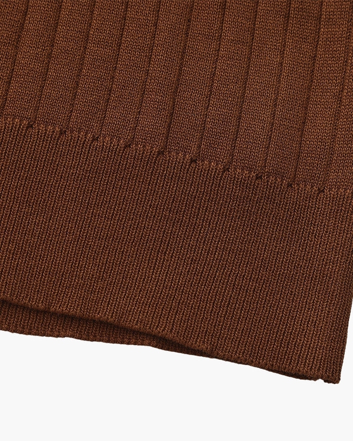 Polo a Maglia a Costine con Scollo Aperto