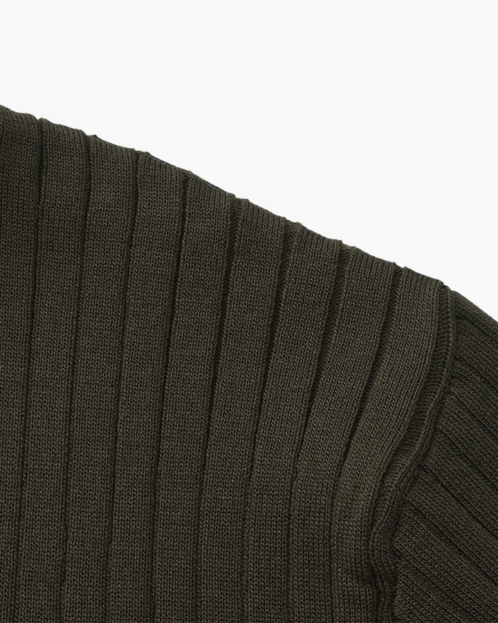 Polo a Maglia a Costine con Scollo Aperto