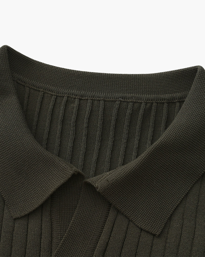 Polo a Maglia a Costine con Scollo Aperto