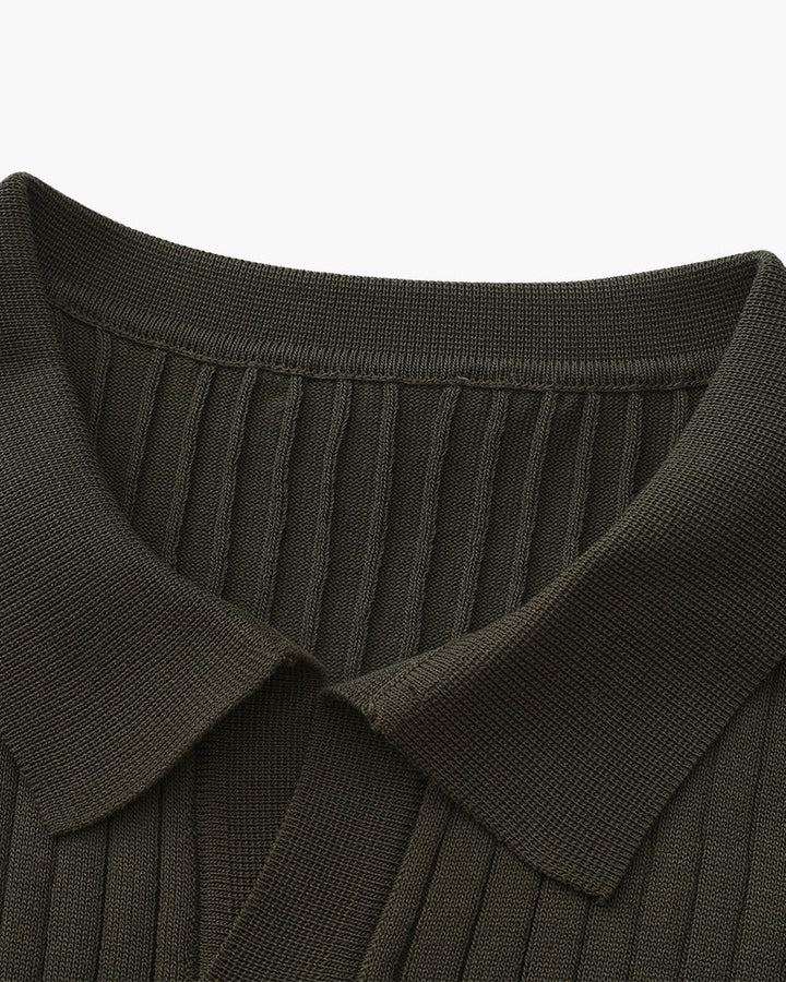 Polo a Maglia a Costine con Scollo Aperto