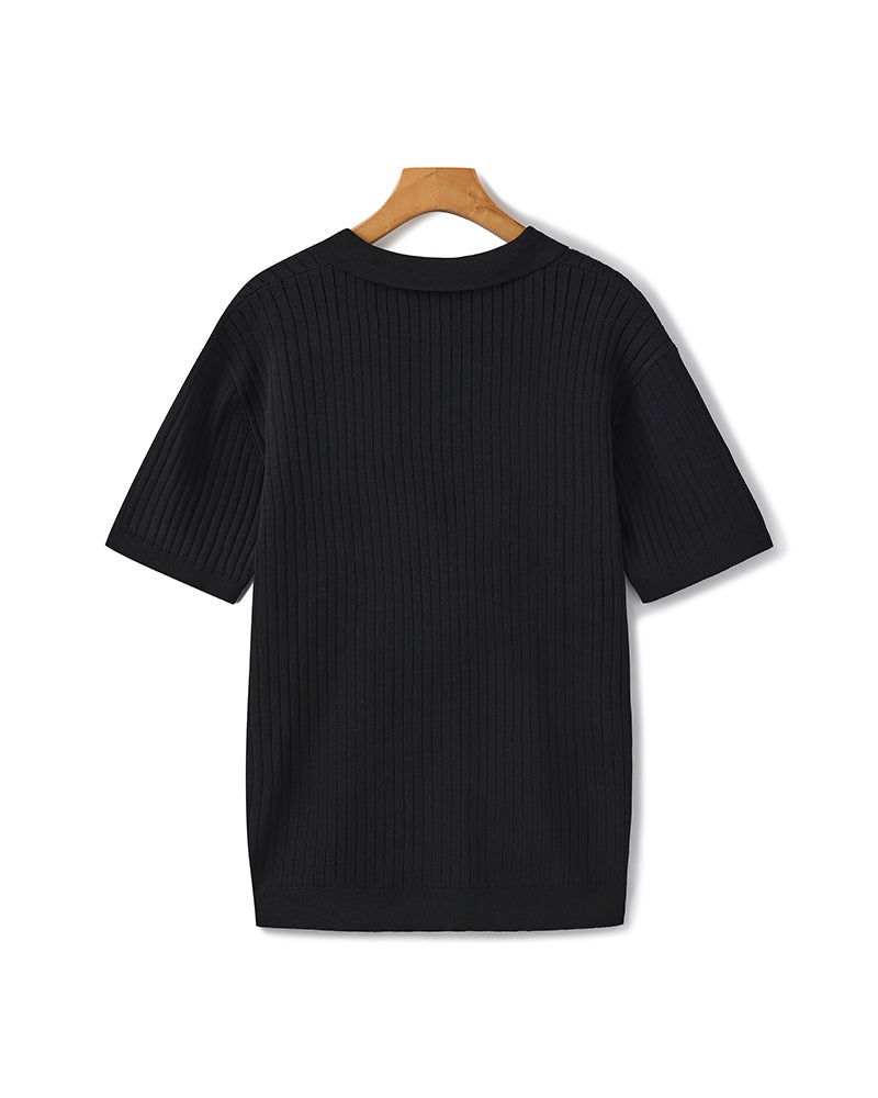 Polo a Maglia a Costine con Scollo Aperto