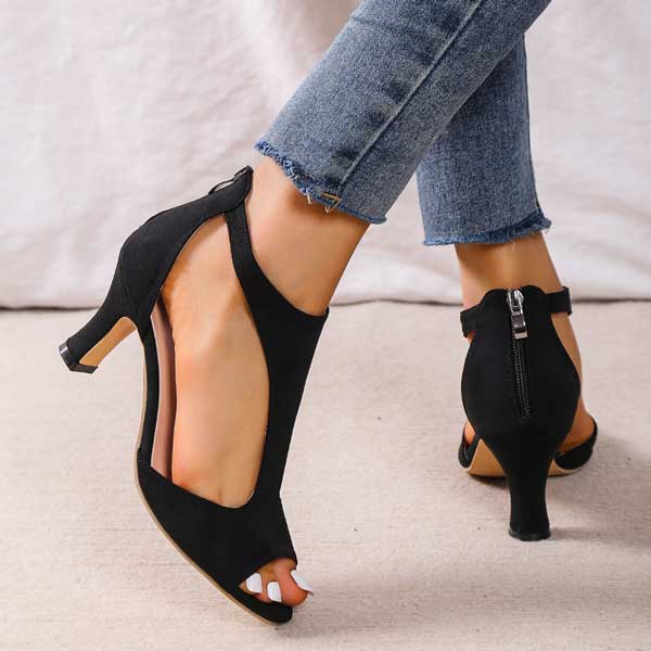 Sandali Slip-On con Fibbia Dorata e Punta Aperta