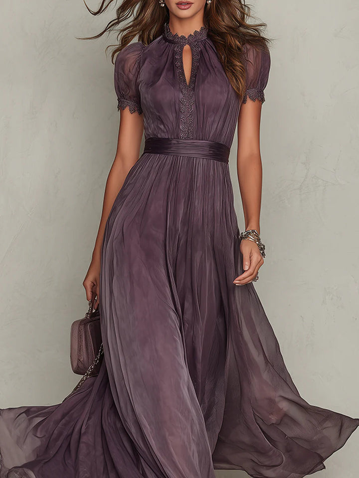 Abito Lungo in Chiffon con Scollo con Gioiello e Bordo in Pizzo