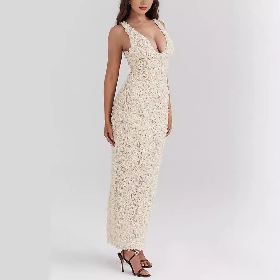 Abito Midi in Pizzo Floreale con Scollo a V