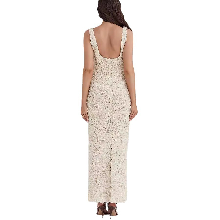 Abito Midi in Pizzo Floreale con Scollo a V