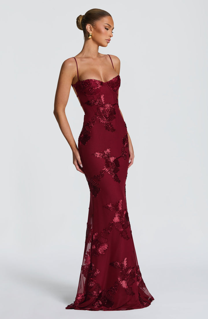 Abito Maxi con Ricami Floreali e Bretelle Sottili
