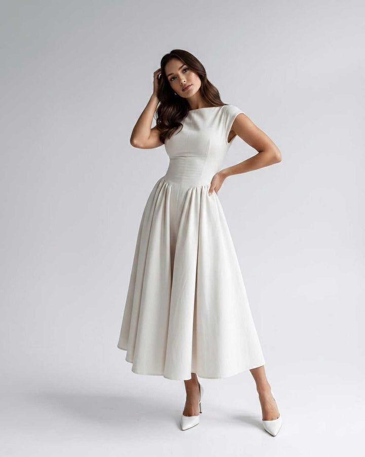 Abito Midi A-Line con Scollatura Tonda e Maniche a Cappuccio